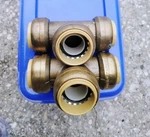 Sharkbite U374lf 1 In. Brass Push-to-connect Tee Lot Of Two. Fixed Price $35.00.