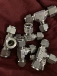 3/8 Tube Od 316ss Tee Fitting Dk-lok Dt-6-s. Fixed Price $10.00.